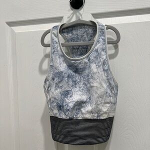 Lululemon blue tie dye top 8